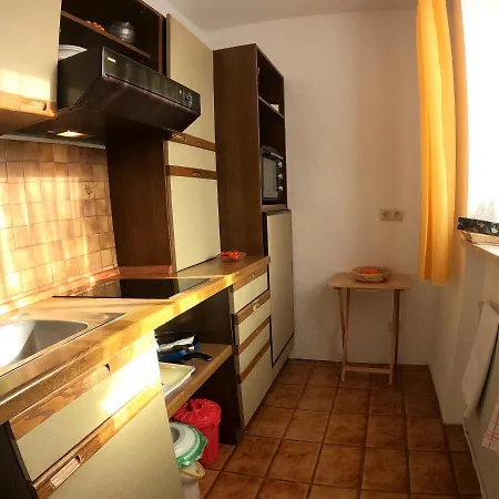 Appartement Weinfeldhof *